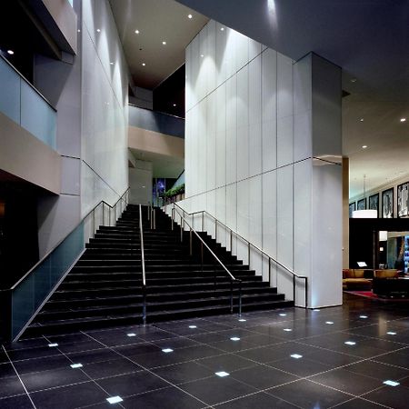 Hotel Sofitel Chicago Magnificent Mile Interior foto Interior of the hotel