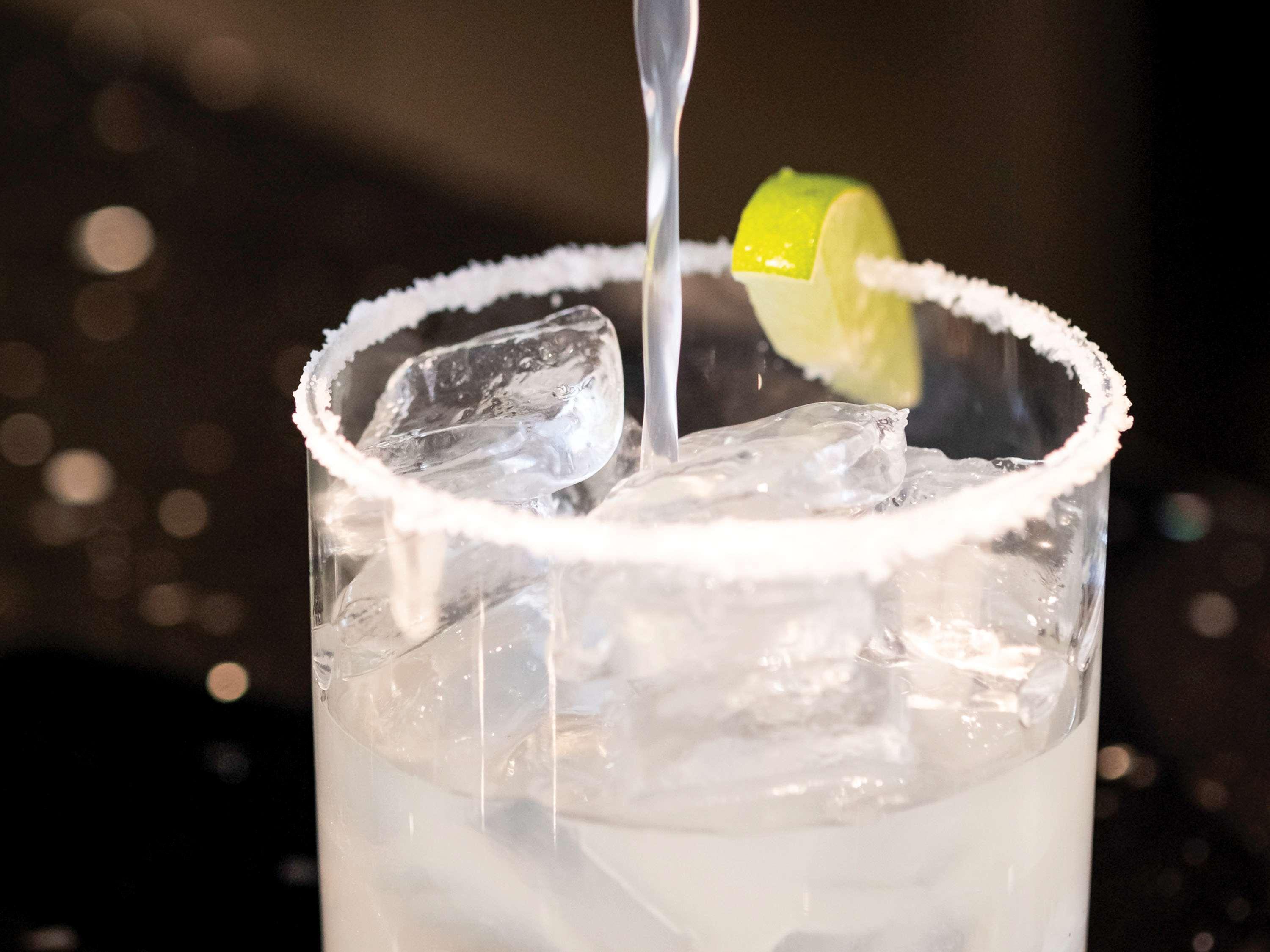 Hotel Sofitel Chicago Magnificent Mile Exterior foto A margarita