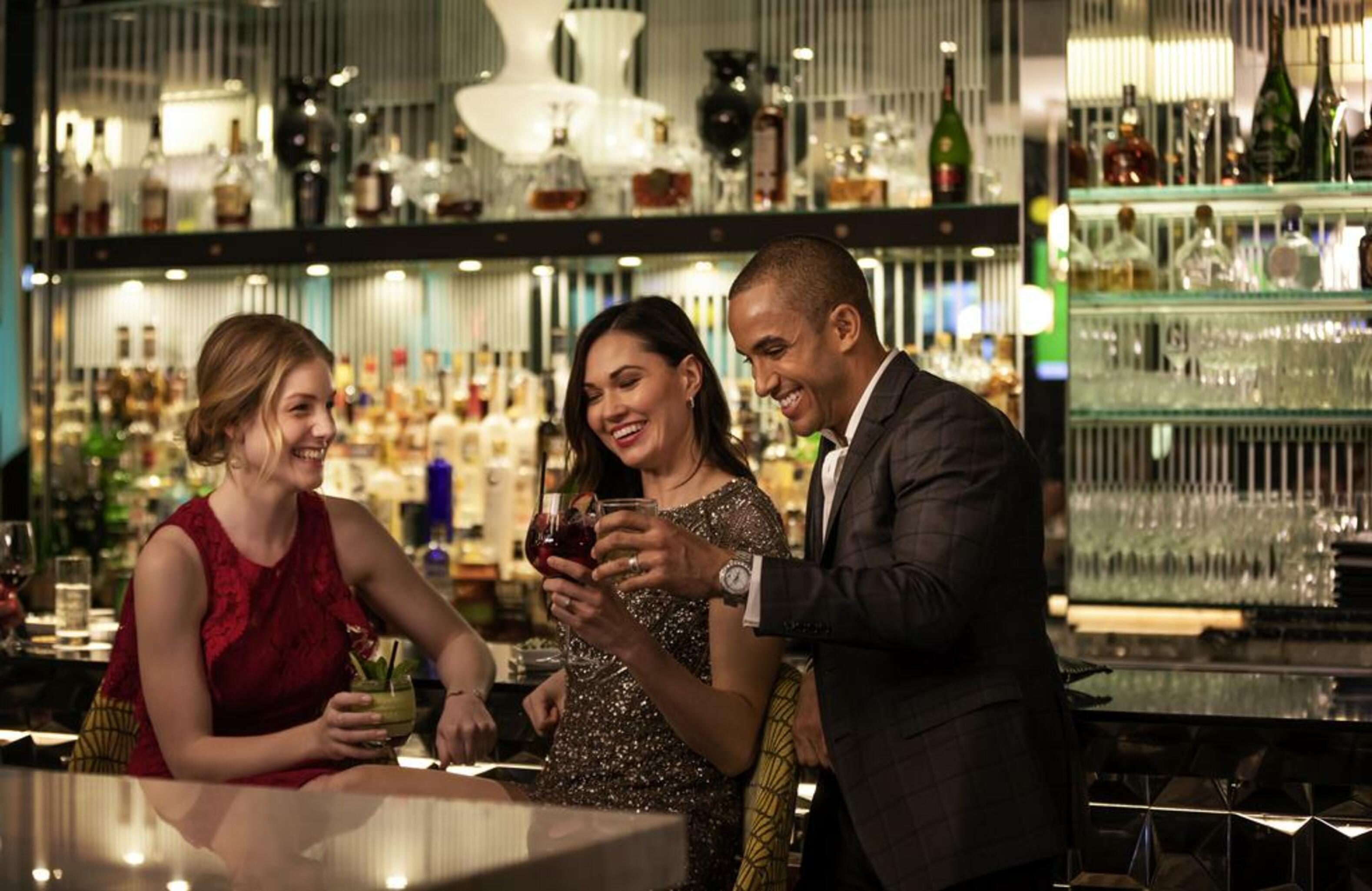 Hotel Sofitel Chicago Magnificent Mile Exterior foto The bar at the Ritz-Carlton, Tysons Corner